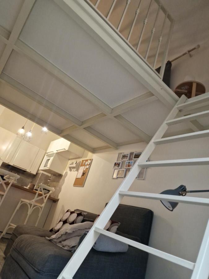 Apartment Cris Howme
